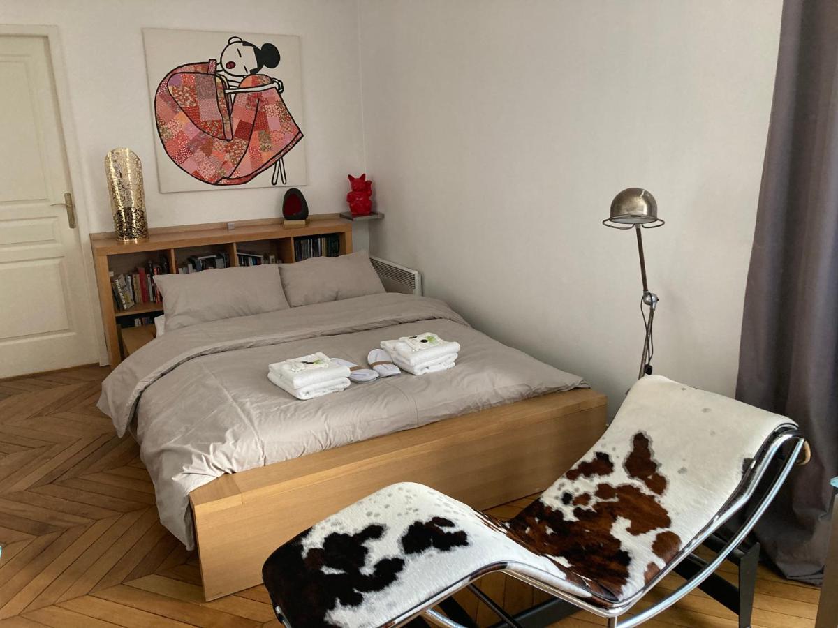 Charmant Studio Apartment Paris Exterior photo
