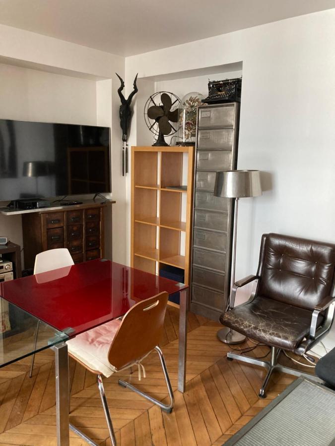 Charmant Studio Apartment Paris Exterior photo