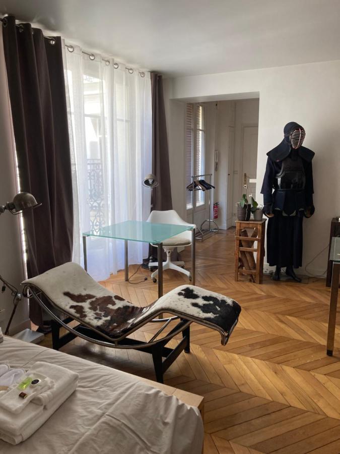 Charmant Studio Apartment Paris Exterior photo